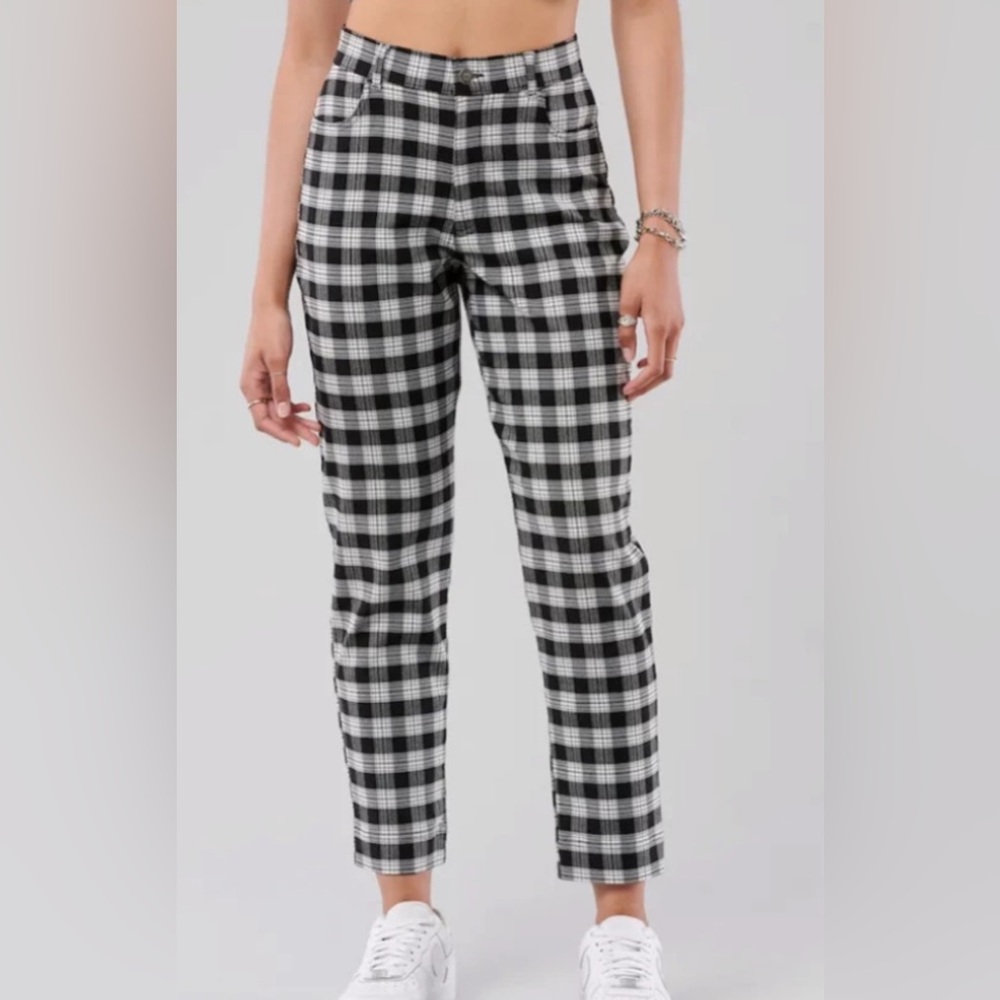 Hollister Ultra High-Rise Stretch PantS